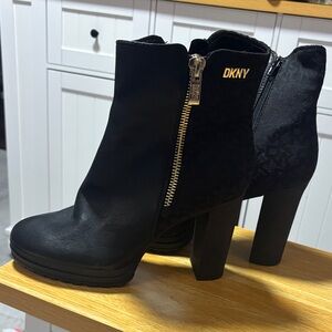 DKNY Elegant Black Ankle Booties
